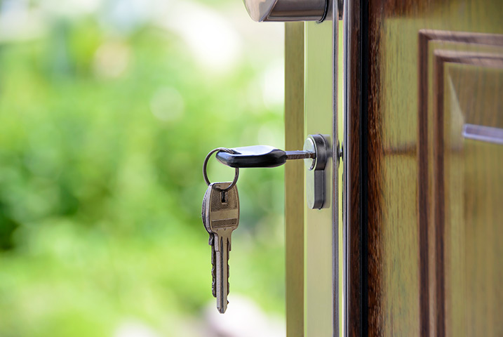A2B Locks are able to provide local locksmiths in Sydenham to repair your broken locks. 
